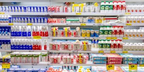 伊利、蒙牛、光明集体涨价,谁给我们“牛奶自由”?