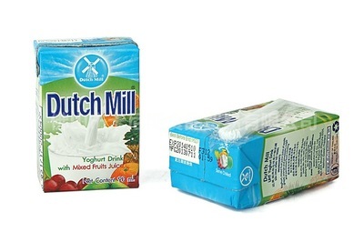 特价整箱泰国原装进口达美混合水果味酸奶饮品90ml